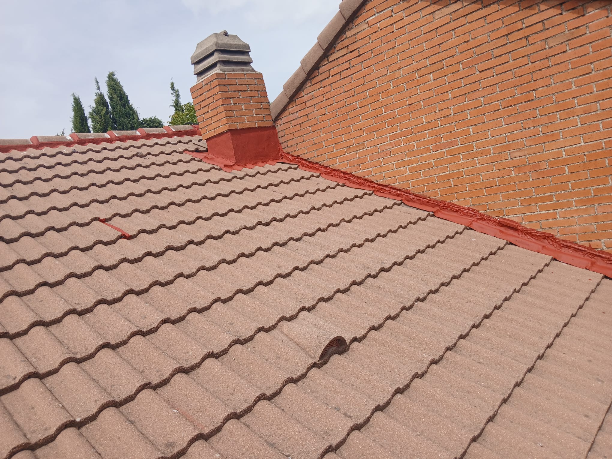 Sellado de cumbrera terminado